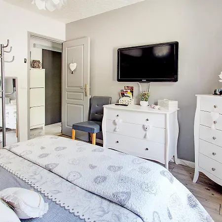 Cosy Homestay
